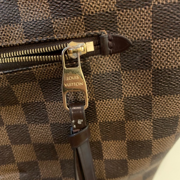 Louis Vuitton Handbag - Picture 11 of 16